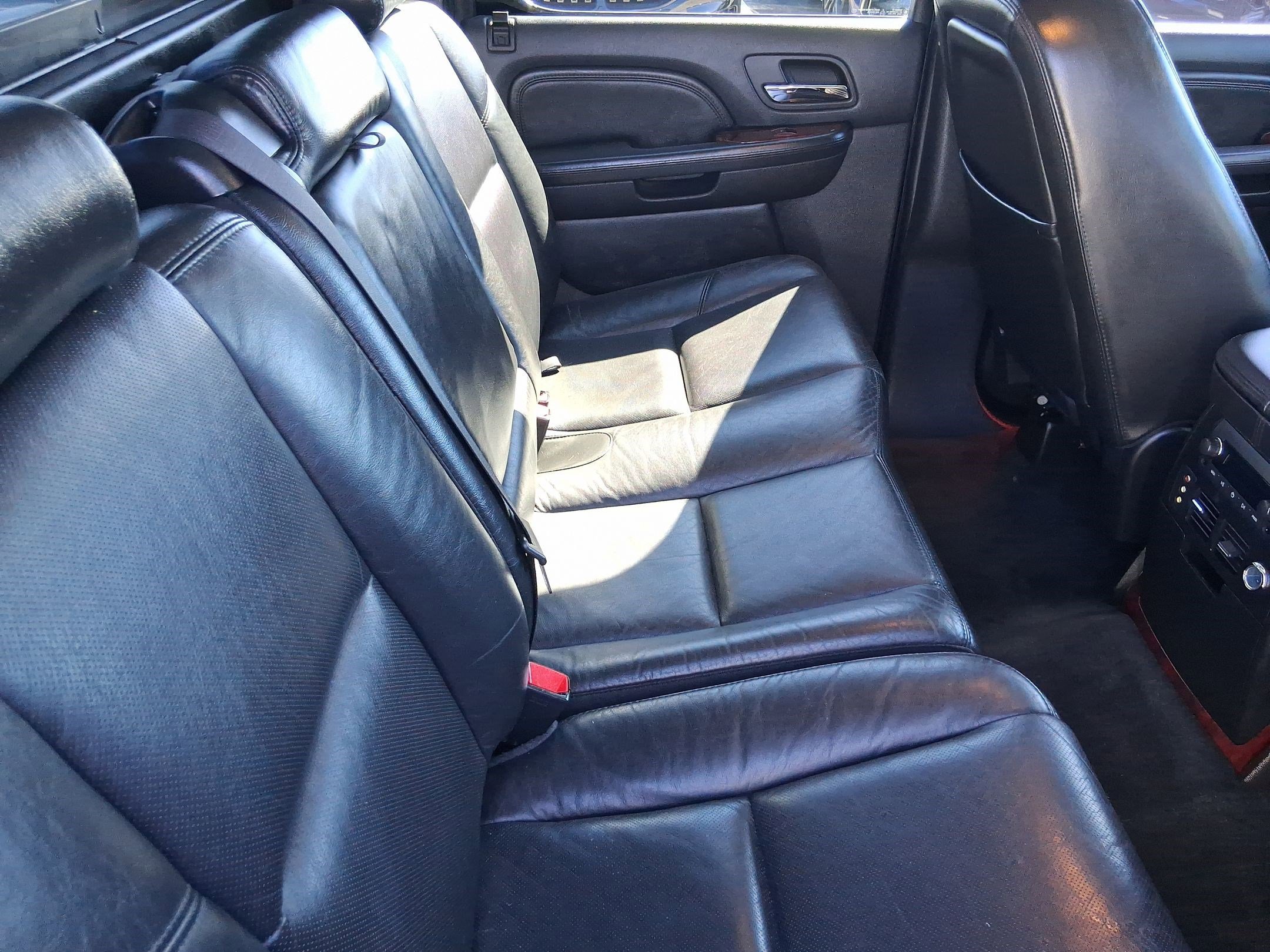 Used 2008 Cadillac Escalade EXT AWD/4WD image 24