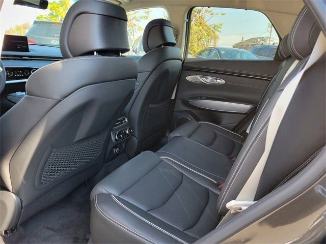 Used 2025 Genesis Electrified GV70 Advanced w/ Prestige Package image 17