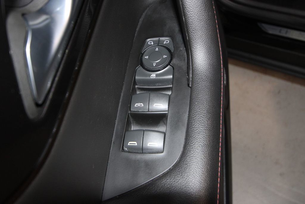 Used 2023 Chevrolet Blazer RS w/ Enhanced Convenience Package FWD image 6