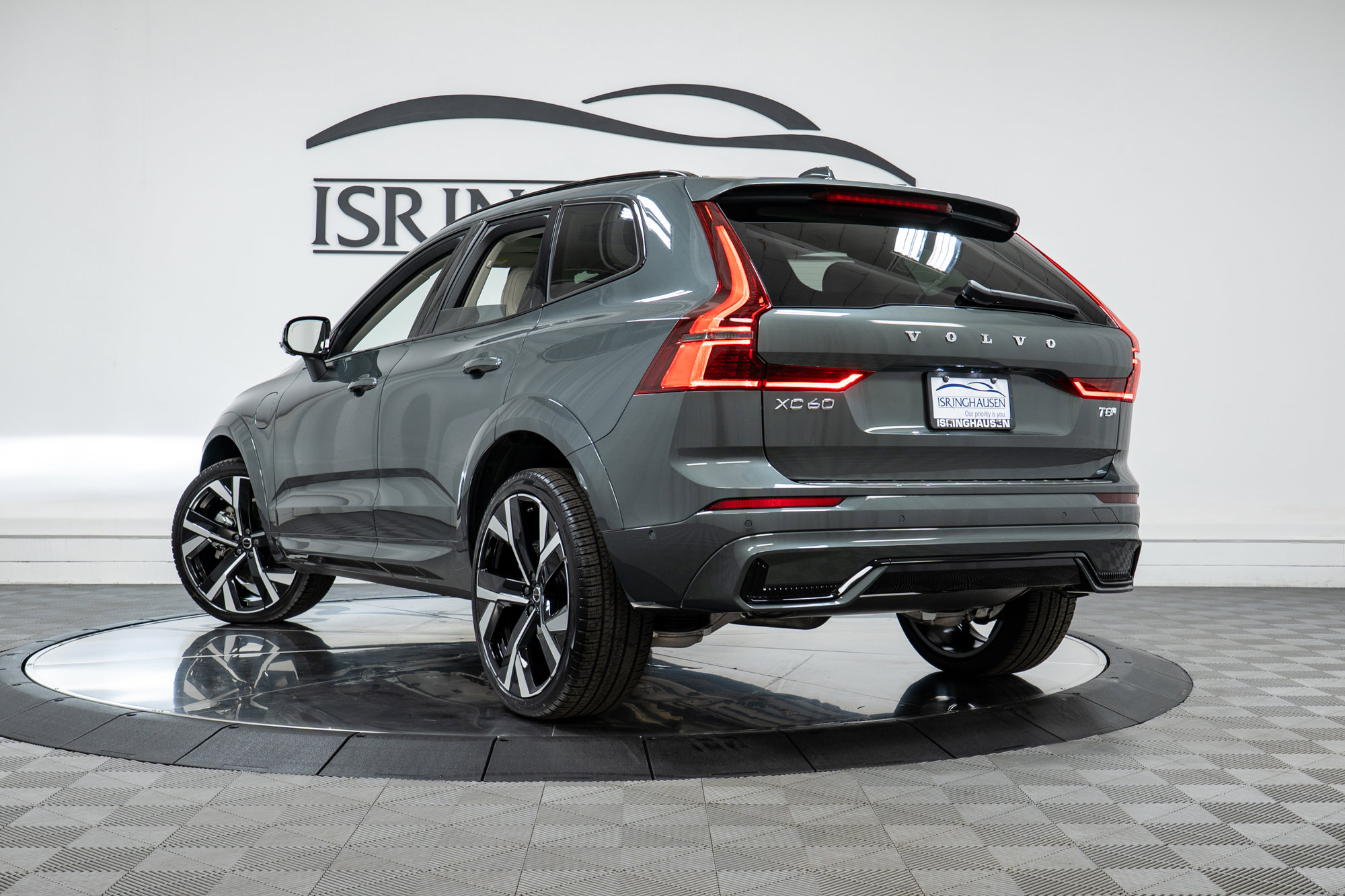 New 2026 Volvo XC60 T8 Ultra image 29