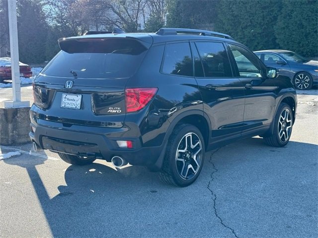 Used 2023 Honda Passport Elite image 3