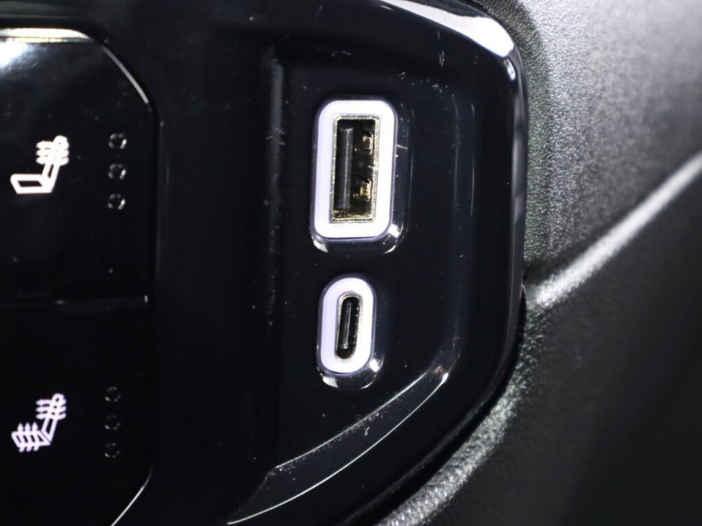 Used 2025 Chevrolet Silverado 1500 LT image 27