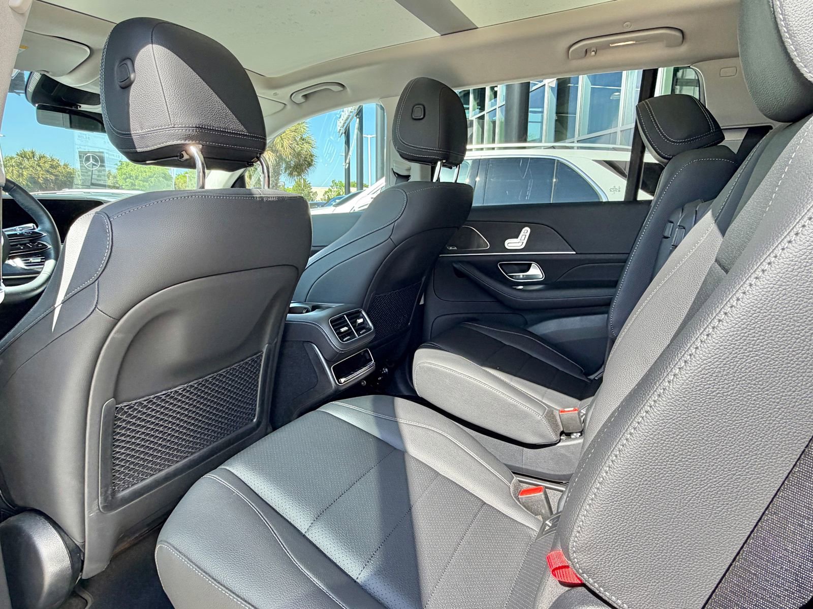 Used 2026 Mercedes-Benz GLS 450 4MATIC image 15