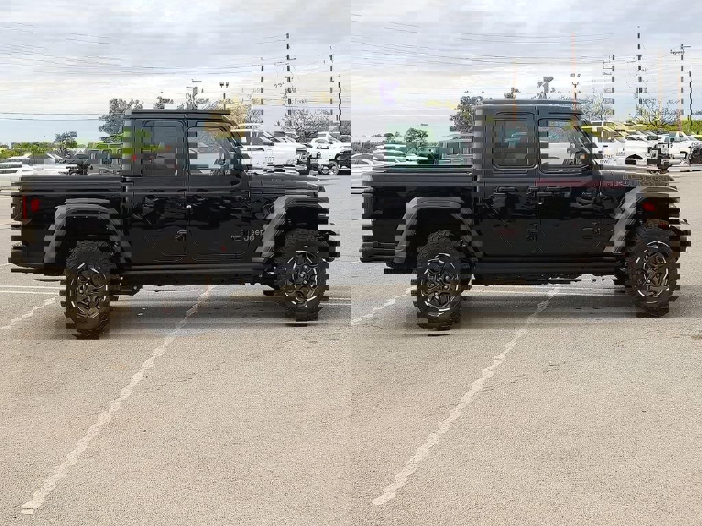 Used 2021 Jeep Gladiator Rubicon image 5