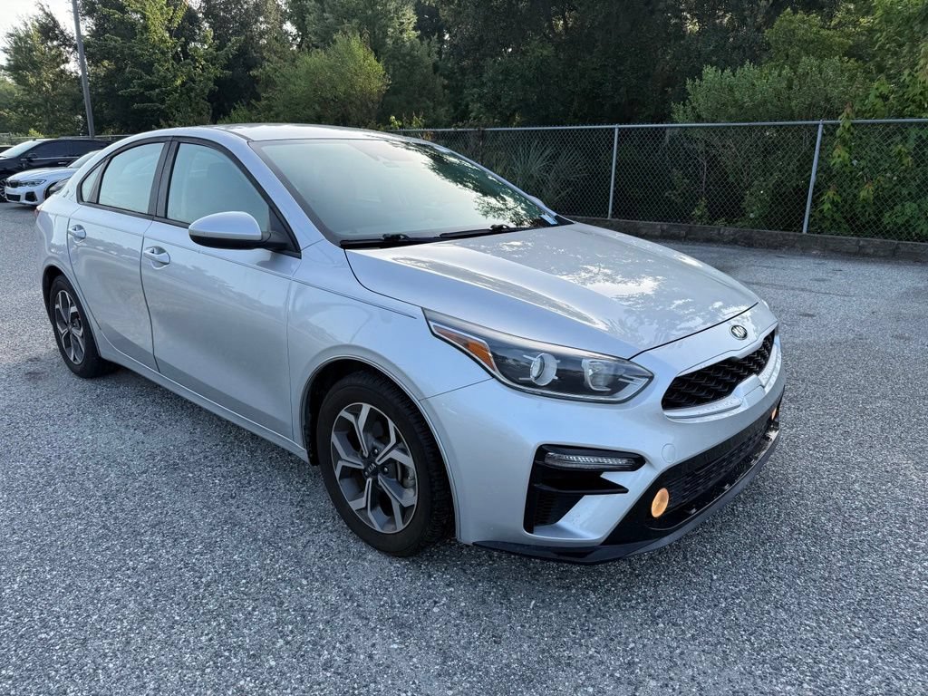 Used 2020 Kia Forte LXS FWD image 3