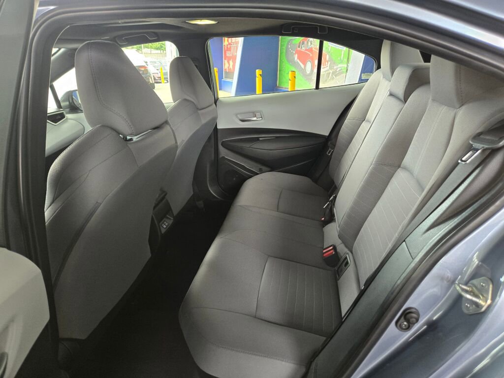 Used 2024 Toyota Corolla SE w/ SE Package FWD image 10