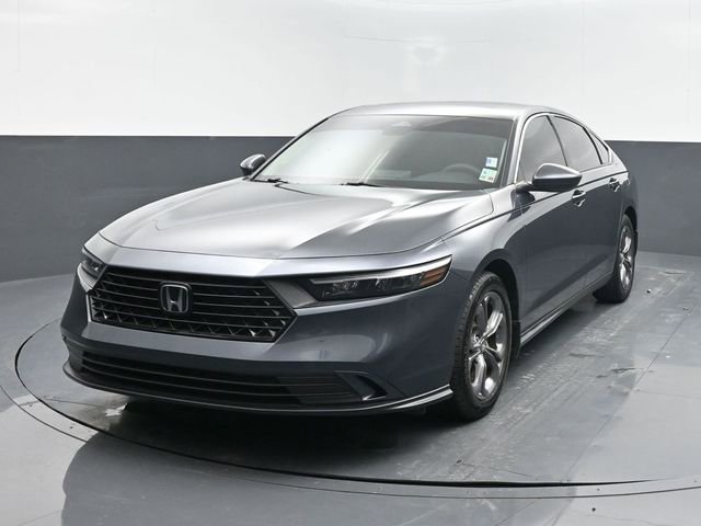 Used 2023 Honda Accord EX image 3
