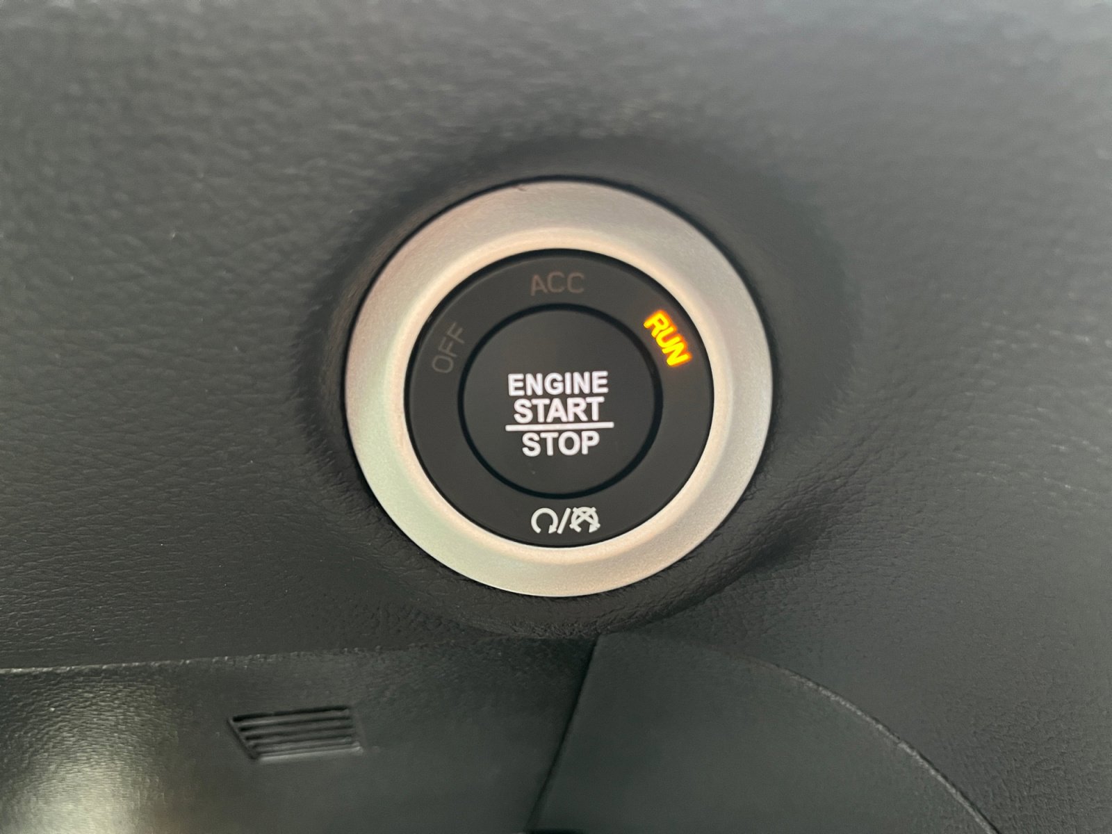 New 2026 Chrysler Pacifica Pinnacle image 23