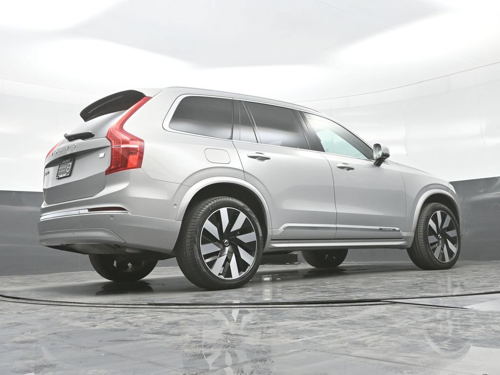 Used 2023 Volvo XC90 T8 Ultimate AWD/4WD image 33
