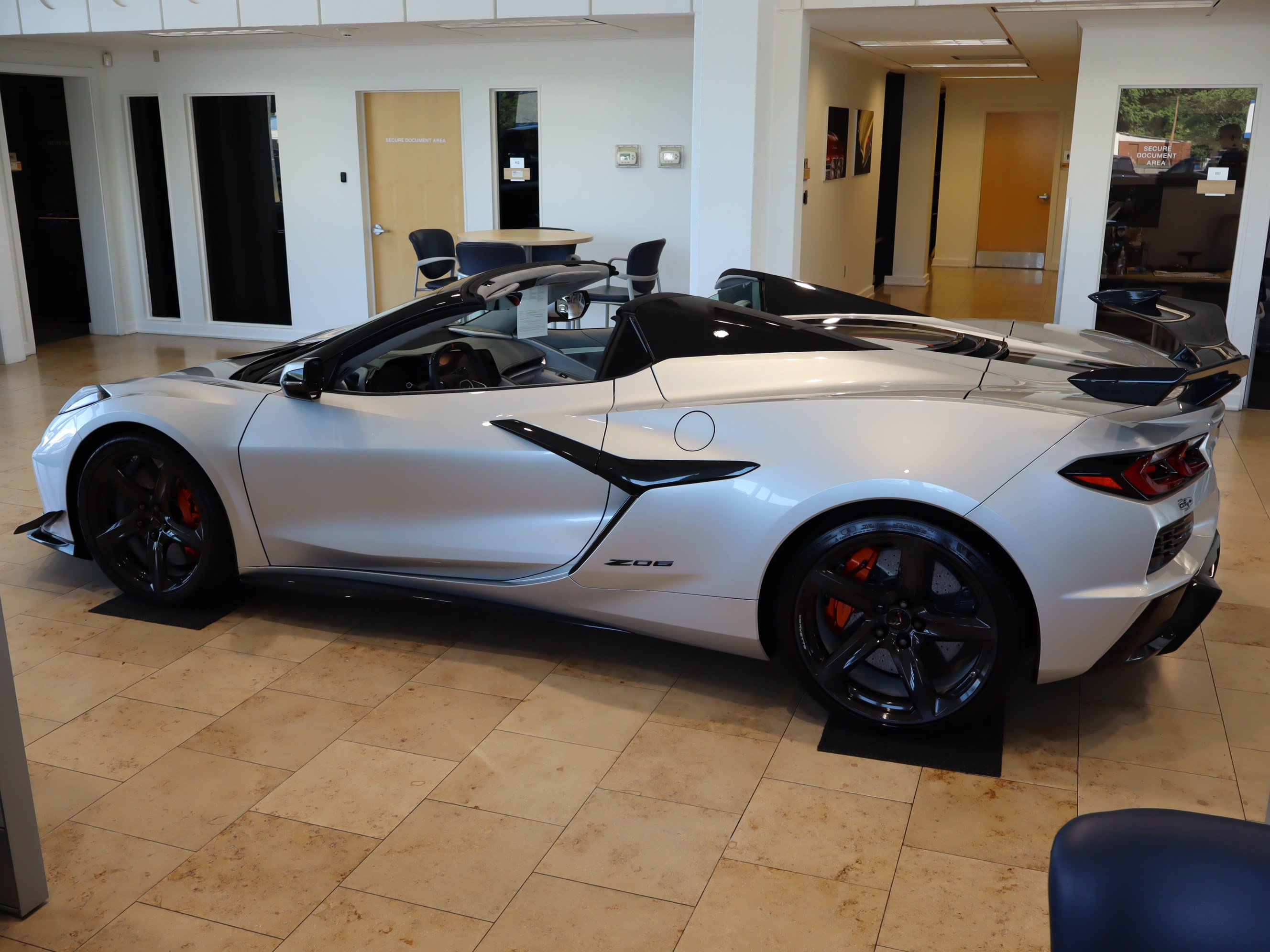 Used 2026 Chevrolet Corvette Z06 RWD image 7
