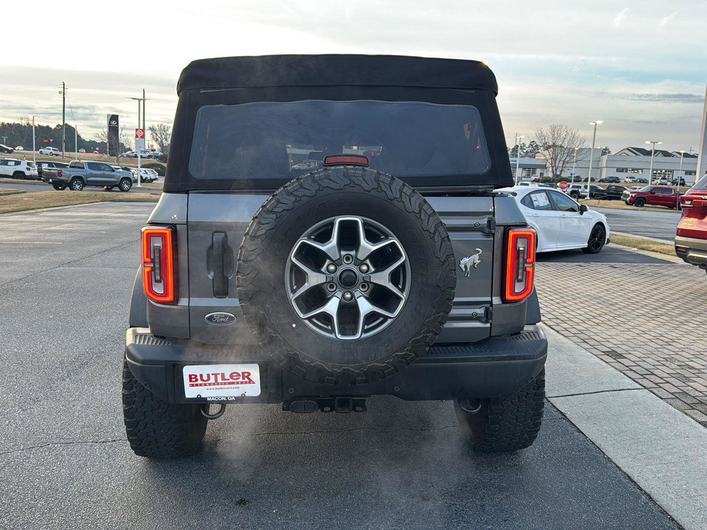 Used 2021 Ford Bronco Badlands image 4