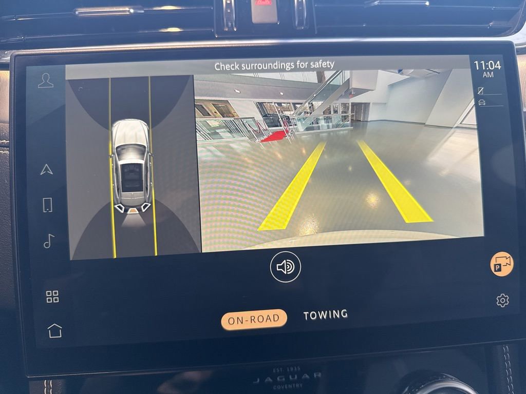 Used 2025 Jaguar F-PACE R-Dynamic S image 38