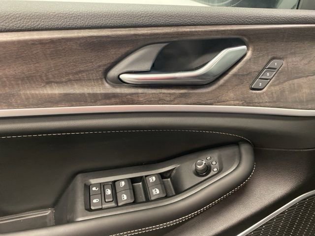 New 2026 Jeep Grand Cherokee L Limited image 23