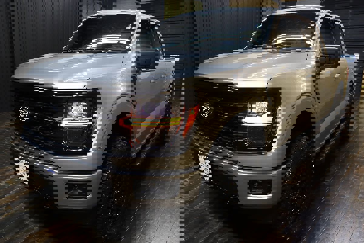 Used 2025 Ford F150 XLT w/ Equipment Group 301A Standard image 6