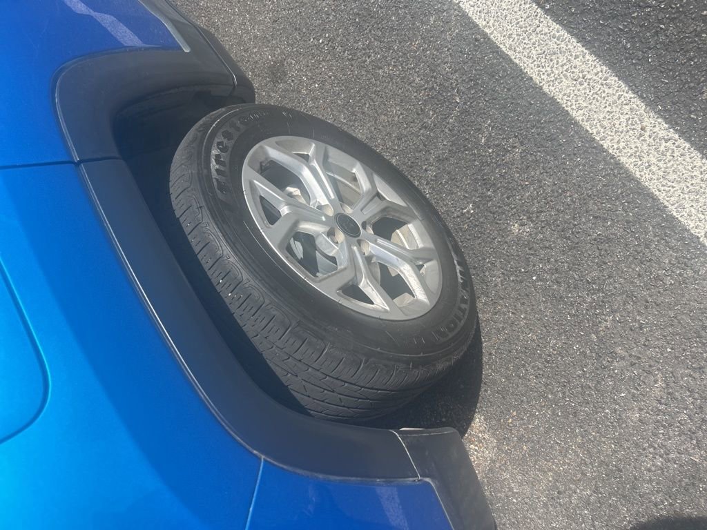 Used 2025 Jeep Compass Sport image 7