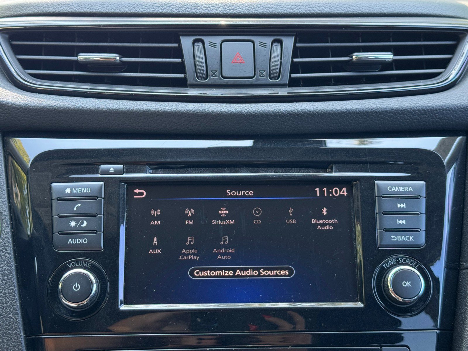 Used 2019 Nissan Rogue SV FWD image 24