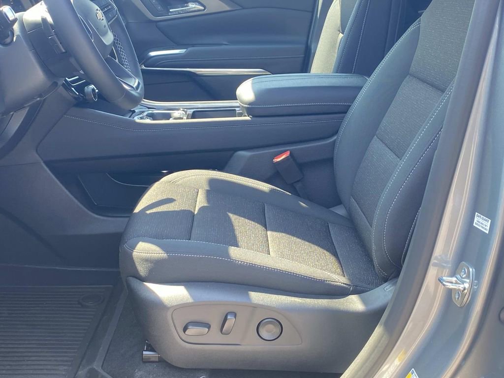 New 2026 Chevrolet Traverse LT w/ Driver Confidence Package image 19