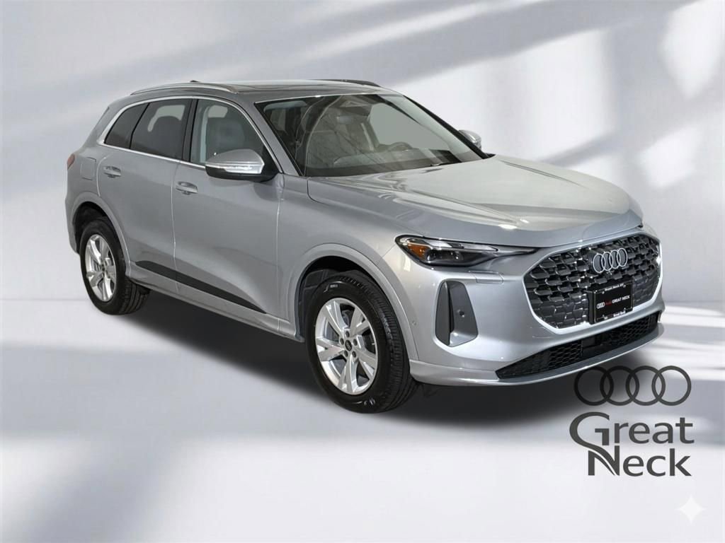 Certified 2025 Audi Q5 Premium w/ Convenience Package image 12