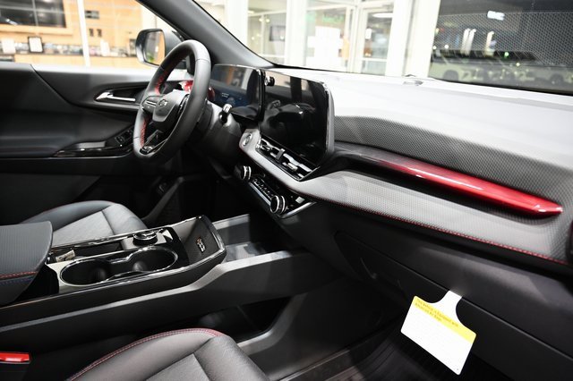 New 2026 Chevrolet Equinox RS w/ LPO, Floor Liner Package image 13