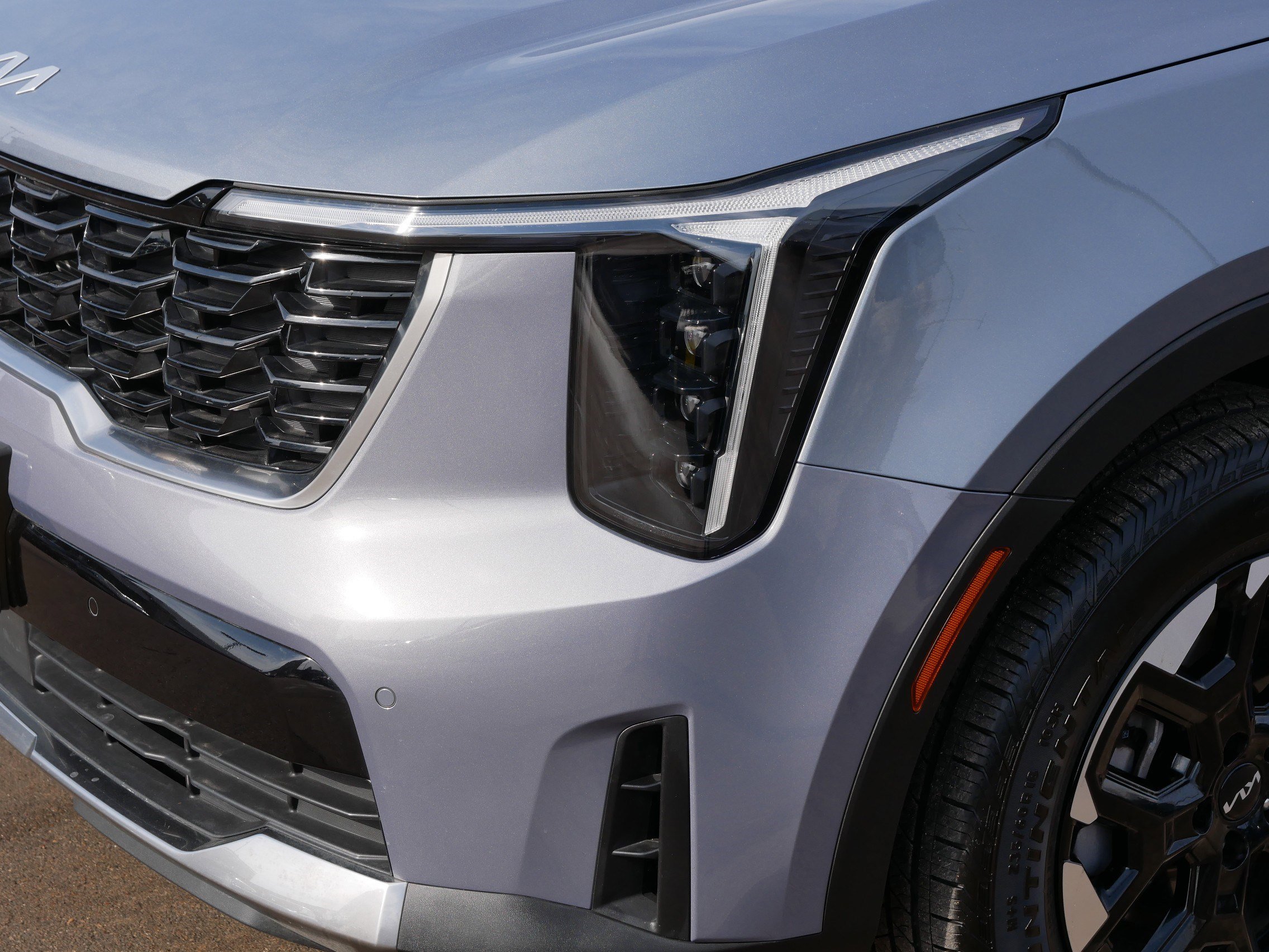 Certified 2025 Kia Sorento S w/ Panoramic Sunroof Package image 16