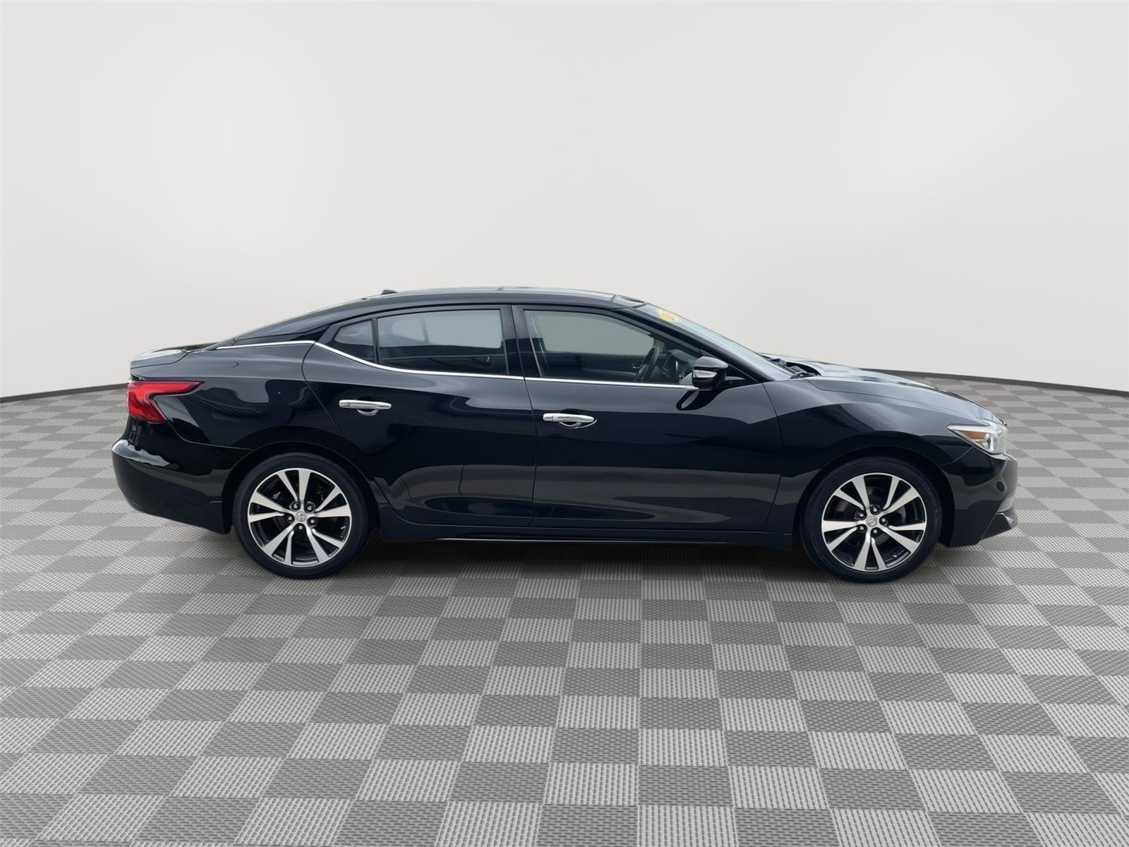 Used 2017 Nissan Maxima 3.5 SL FWD image 9
