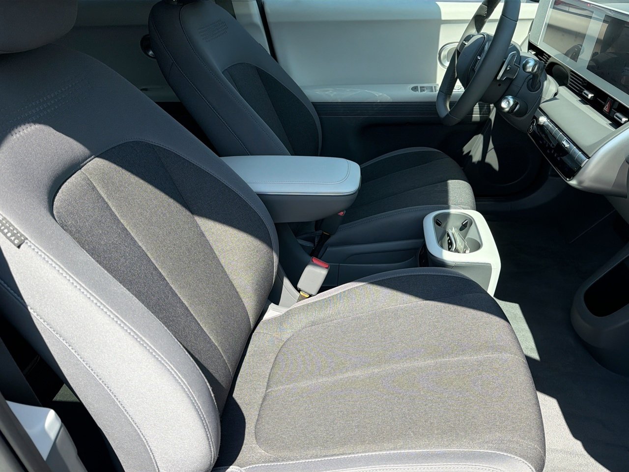 Certified 2024 Hyundai Ioniq 5 SEL RWD image 25