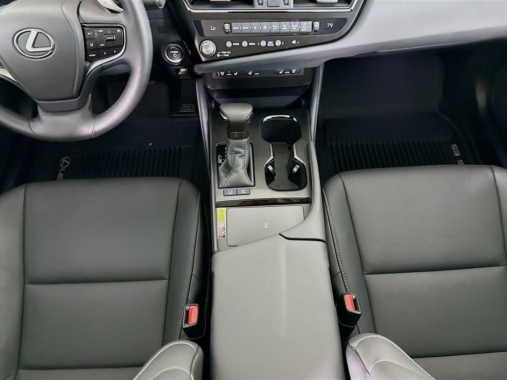 Certified 2025 Lexus ES 300h w/ Premium Package FWD image 16