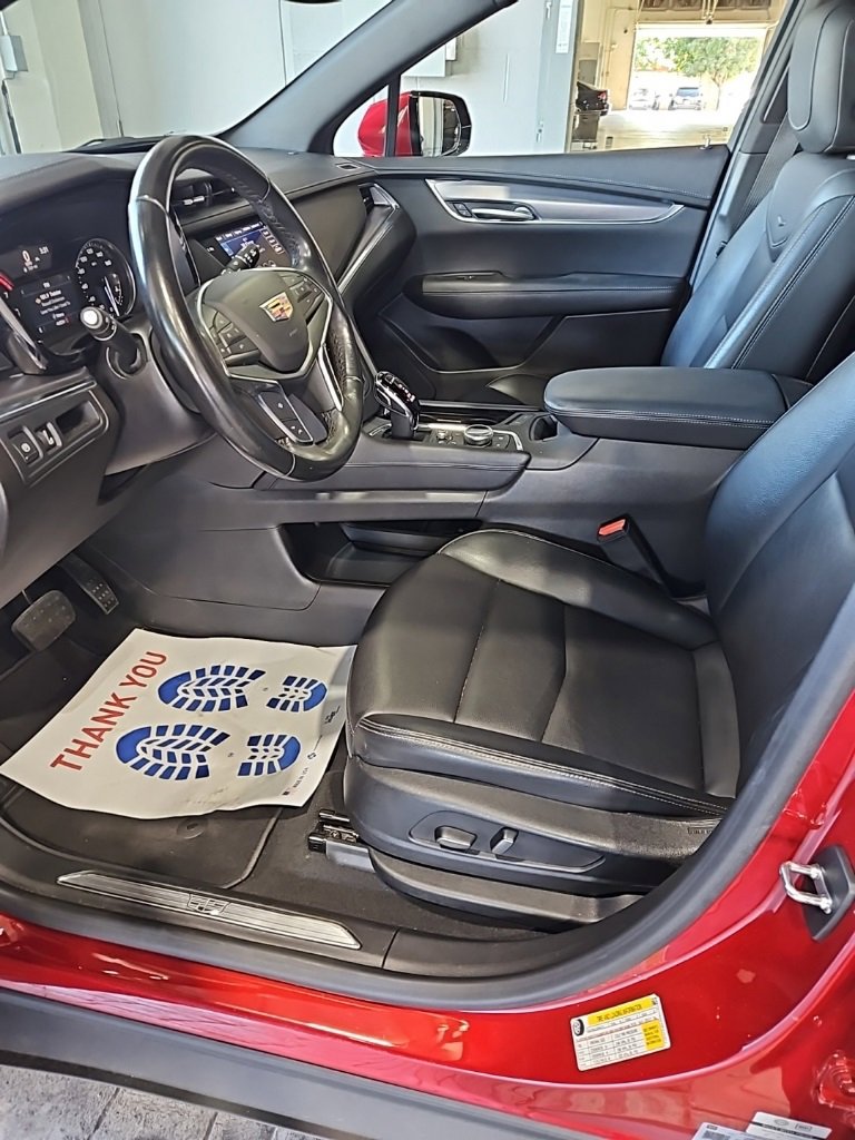Used 2023 Cadillac XT5 Luxury image 29
