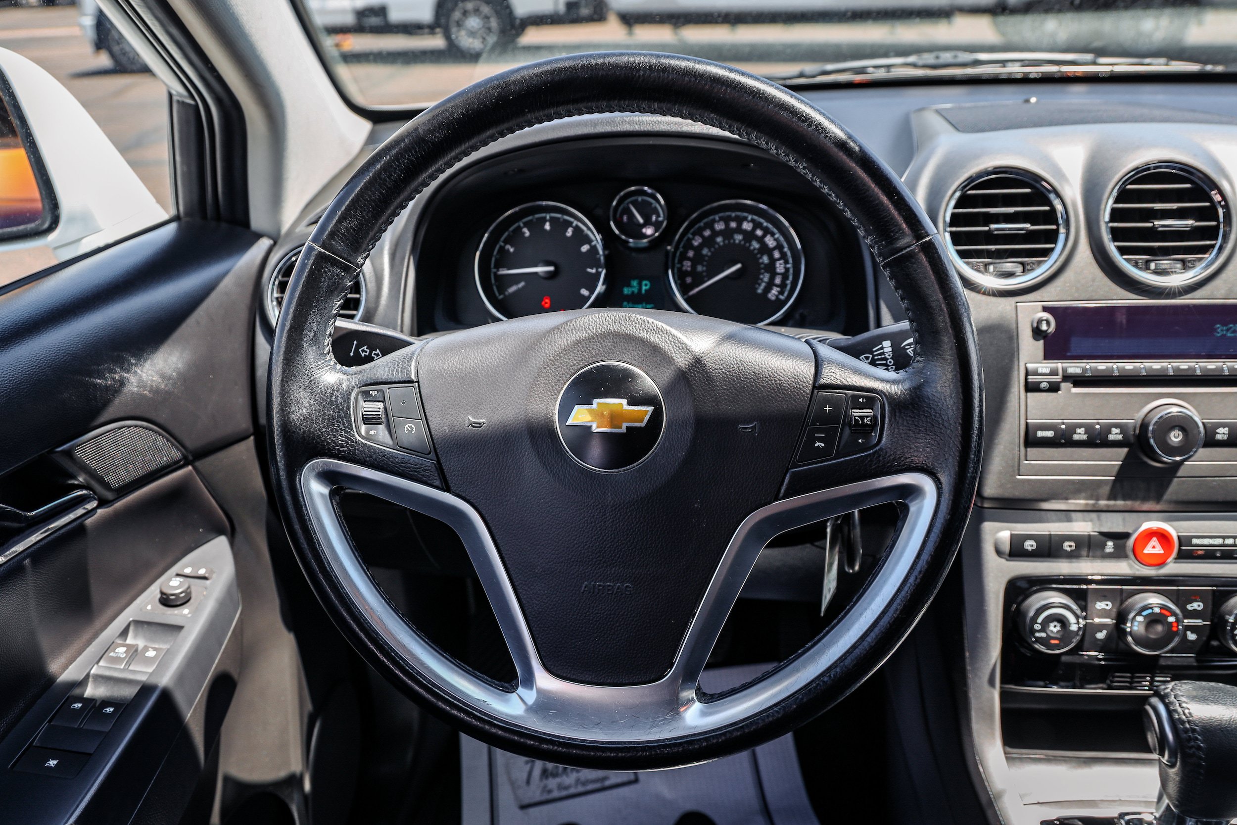 Used 2013 Chevrolet Captiva Sport LTZ FWD image 14