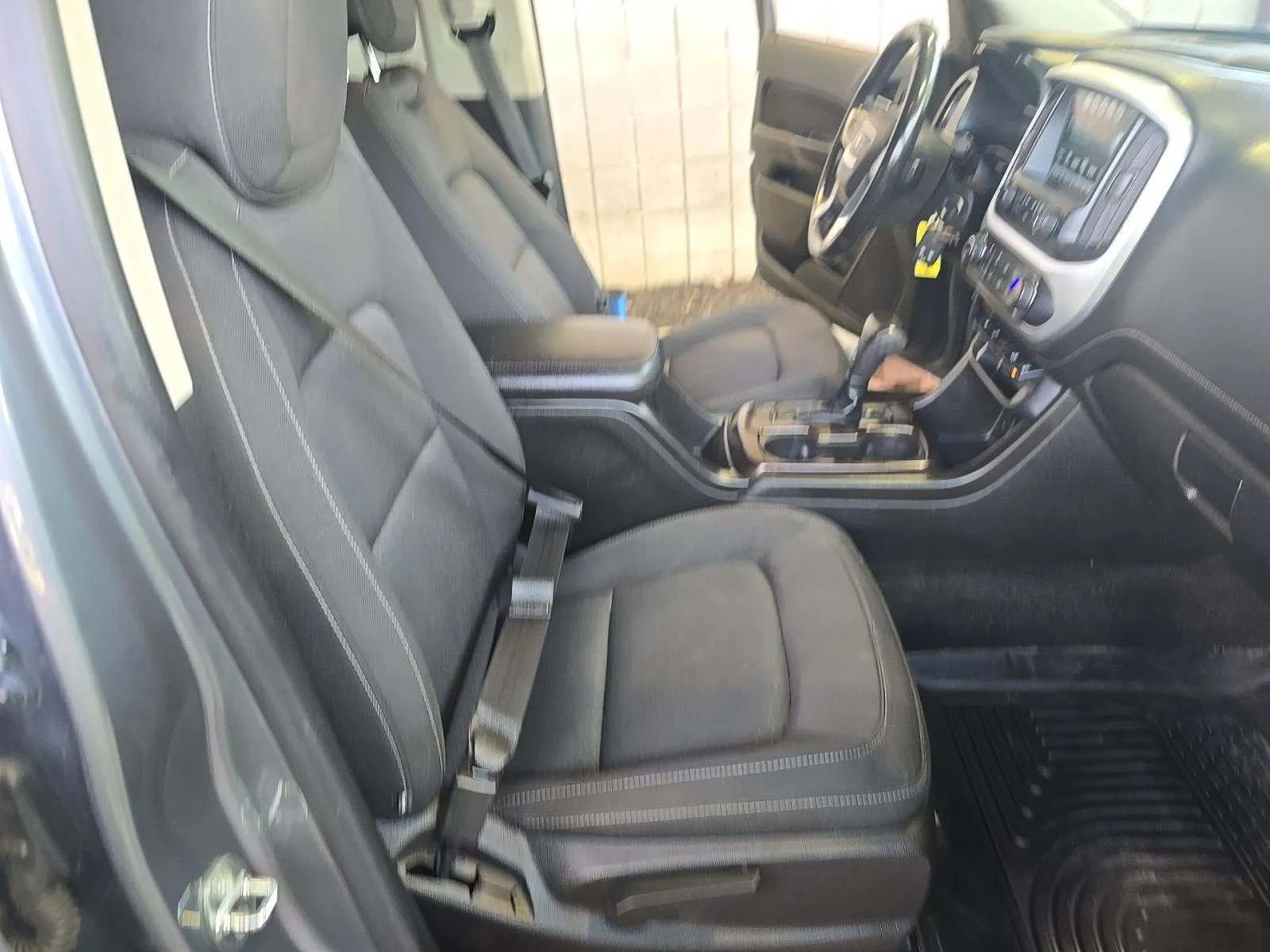 Used 2018 GMC Canyon SLE w/ SLE Convenience Package AWD/4WD image 12