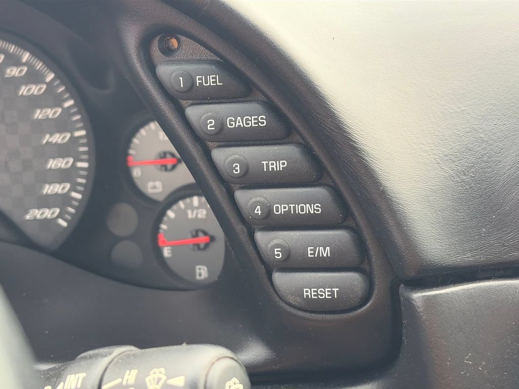 Used 2002 Chevrolet Corvette Z06 RWD image 17