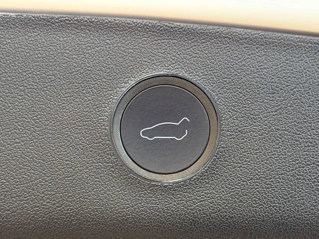 Used 2023 Tesla Model 3 Standard Range RWD image 35