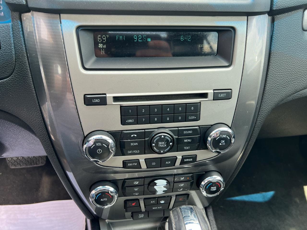 Used 2012 Ford Fusion SEL FWD image 20