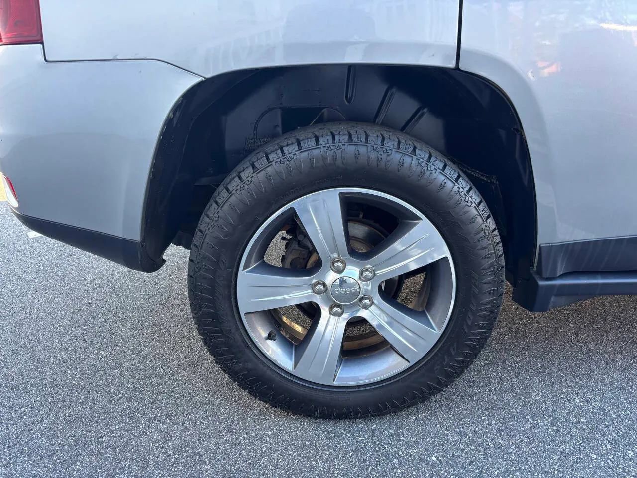 Used 2016 Jeep Compass High Altitude image 11