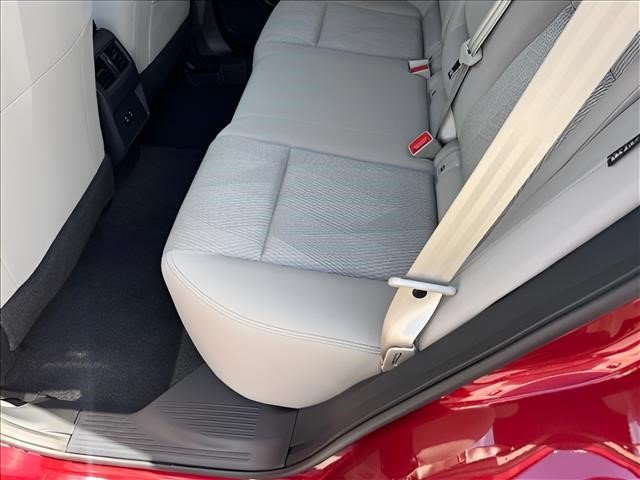 Used 2025 Nissan Rogue SV FWD image 12