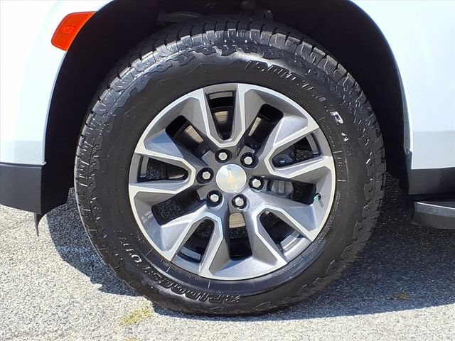 Used 2023 Chevrolet Suburban LS w/ Driver Alert Package AWD/4WD image 11