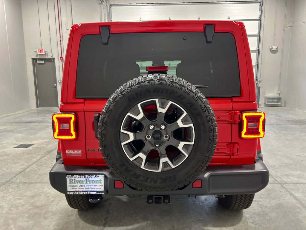 New 2025 Jeep Wrangler Sahara image 7