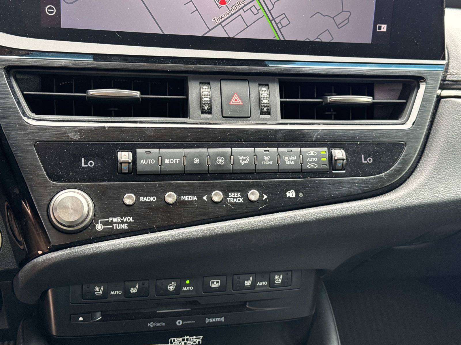 Certified 2022 Lexus ES 350 Ultra Luxury w/ Accessory Package 2 FWD image 25
