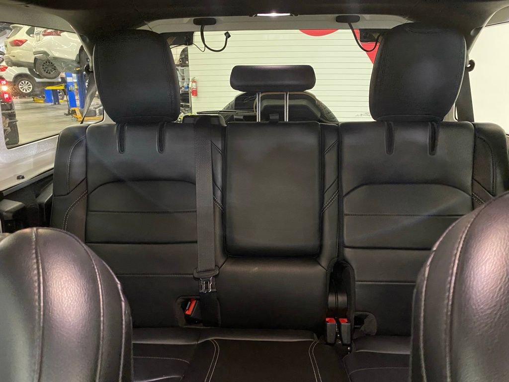 Used 2023 Jeep Wrangler Unlimited Sahara image 40