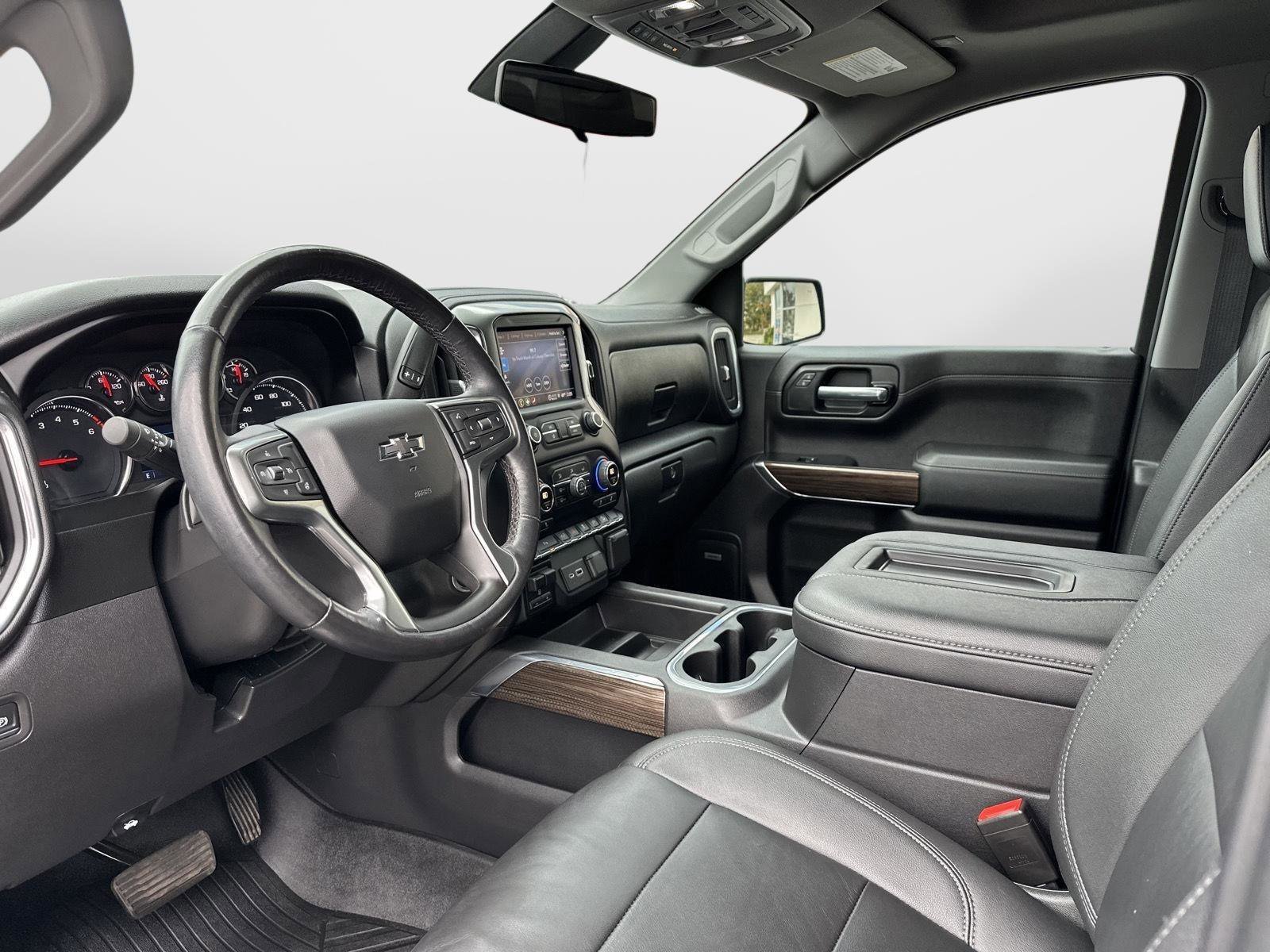 Used 2021 Chevrolet Silverado 1500 LT Trail Boss w/ LT Trail Boss Premium Package image 30