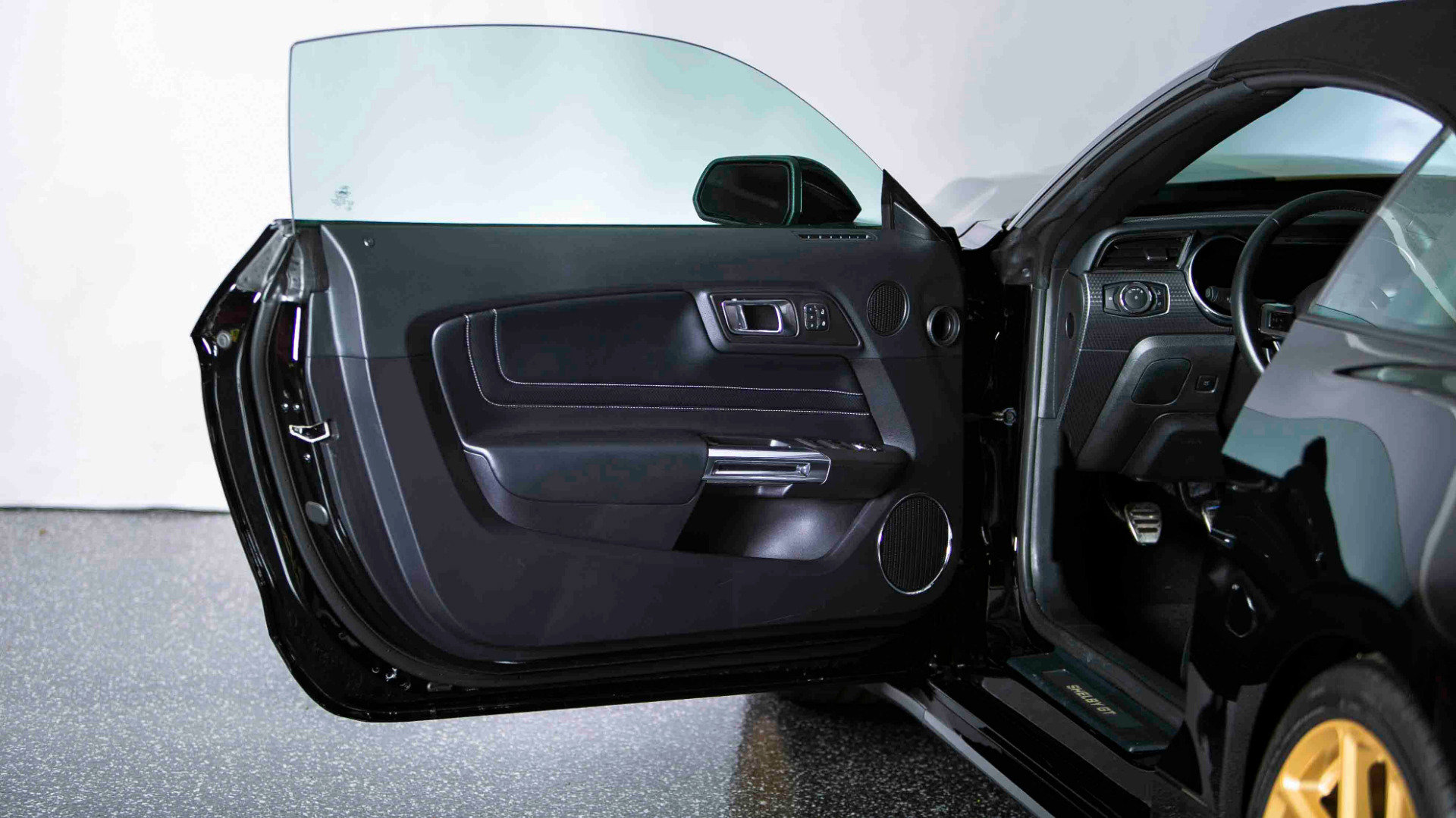 Used 2019 Ford Mustang GT Premium w/ GT Performance Package image 22