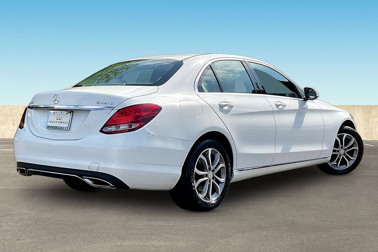 Used 2015 Mercedes-Benz C 300 4MATIC Sedan image 5