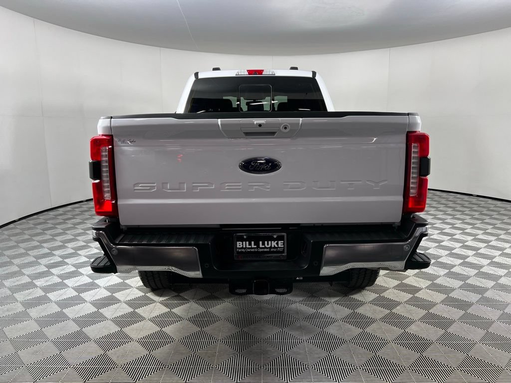 Used 2024 Ford F250 Lariat AWD/4WD image 9
