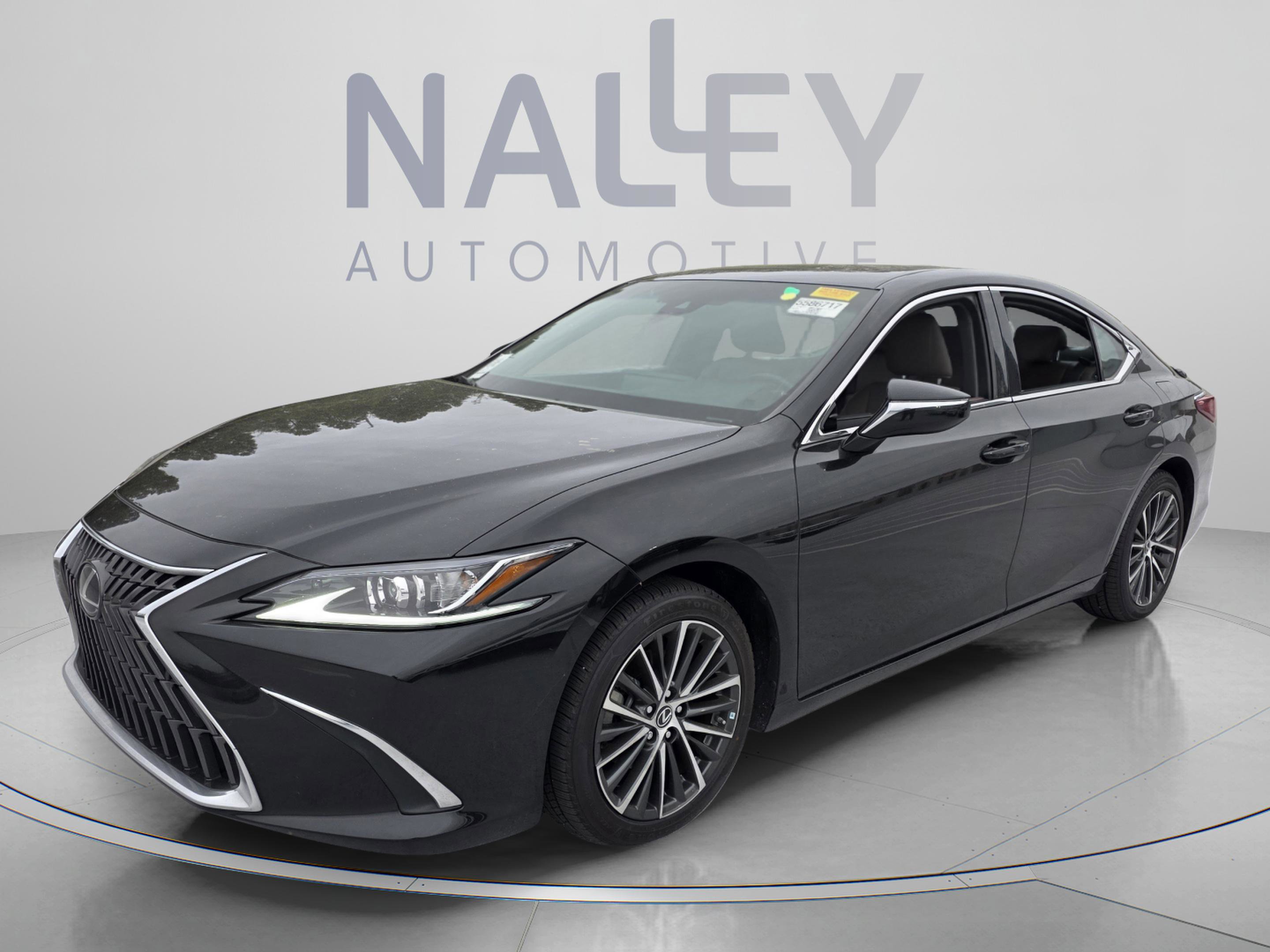 Used 2023 Lexus ES 300h w/ Premium Package image 1
