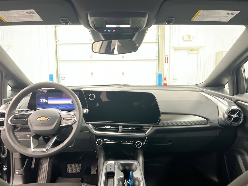 New 2026 Chevrolet Equinox EV LT image 10