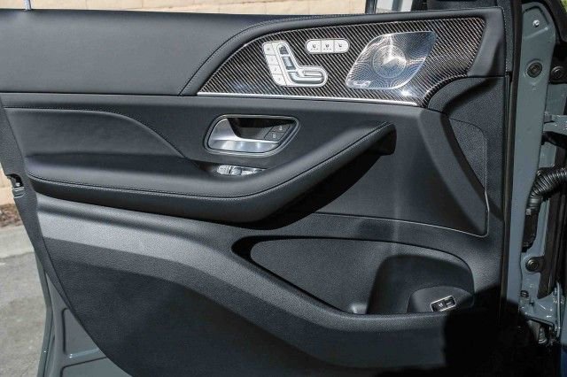 New 2026 Mercedes-Benz GLS 63 AMG 4MATIC image 24
