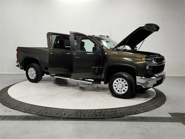 Used 2022 Chevrolet Silverado 3500 LT w/ Convenience Package image 9