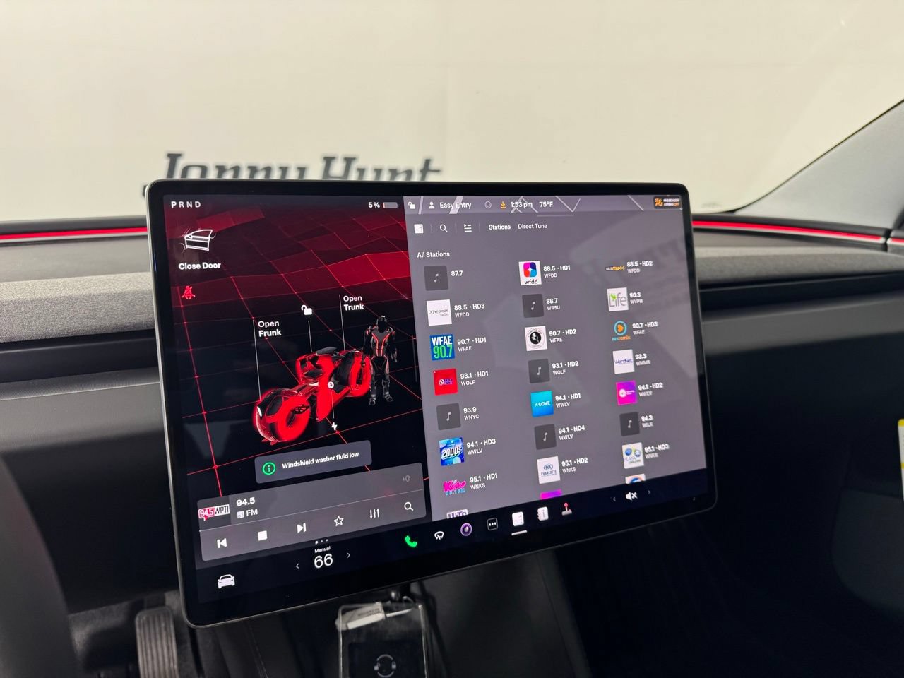 Used 2024 Tesla Model 3 Standard Range RWD image 25