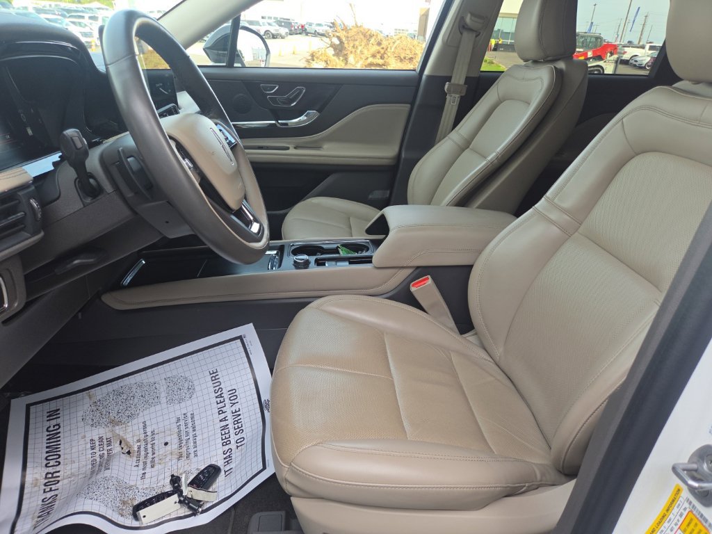Used 2024 Lincoln Corsair Reserve FWD image 32