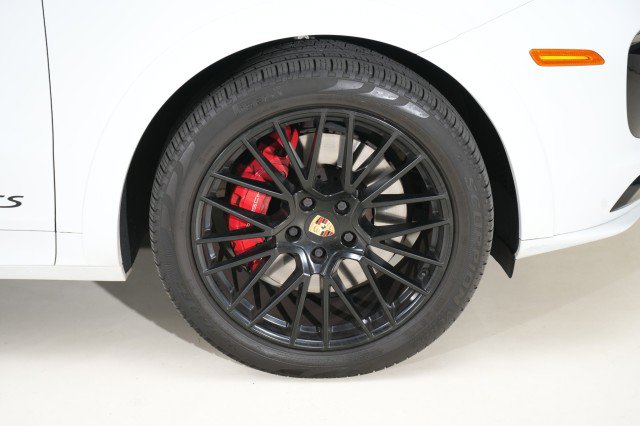Used 2021 Porsche Cayenne GTS AWD/4WD image 31